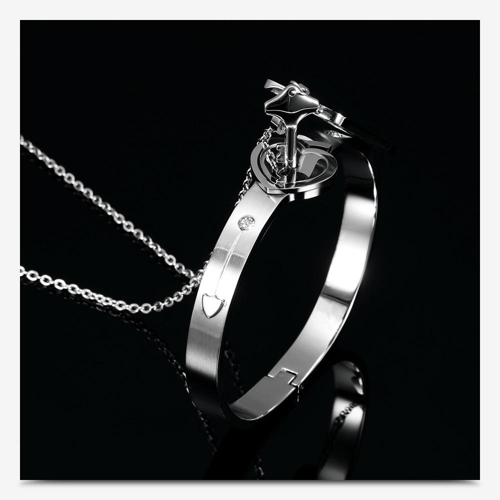 TIFFANY Platinum Diamond Heart Lock and Key Charm Bracelet 524346 |  FASHIONPHILE